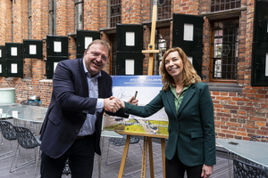 Ondertekening intentieverklaring door Mirjam Wulfse en Erich Wünker
