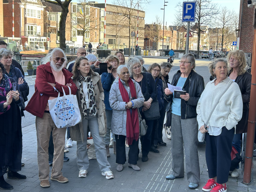 De onthulling van het nieuwe gedicht