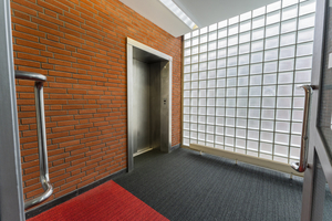 Lift in het provinciehuis aan Sint Jansstraat 4