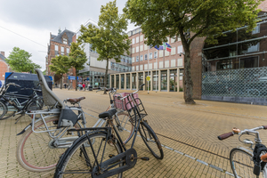 Voorkant van het provinciehuis aan de Sint Jansstraat 4